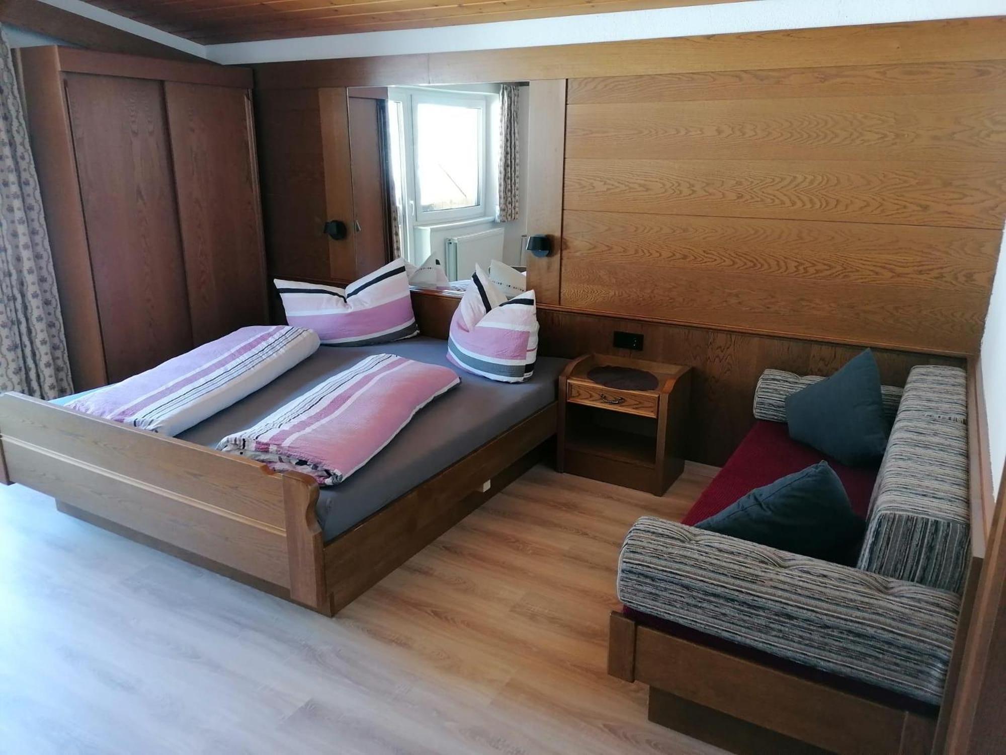 Haus Sprenger Apartment Häselgehr Room photo
